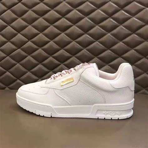 louis vuitton trainers men's white.